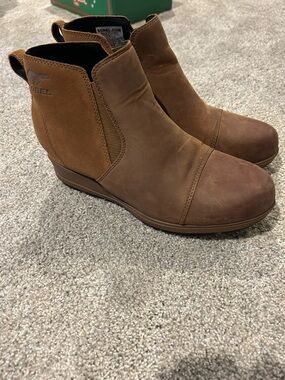 Sorel Brown Leather Chelsea Wedge Ankle Booties